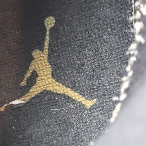 Nike Air Jordan 11 Retro Men's Size 11 Platinum Tint Red 2018 (378037-016) - Picture 9 of 12